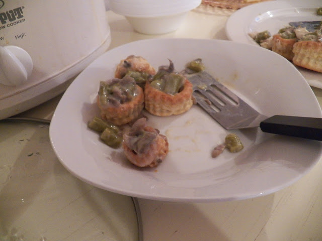 Tarteletter med Kylling,Svampe og Asparges (Patty Shells with Chicken, Mushrooms and Asparagus)