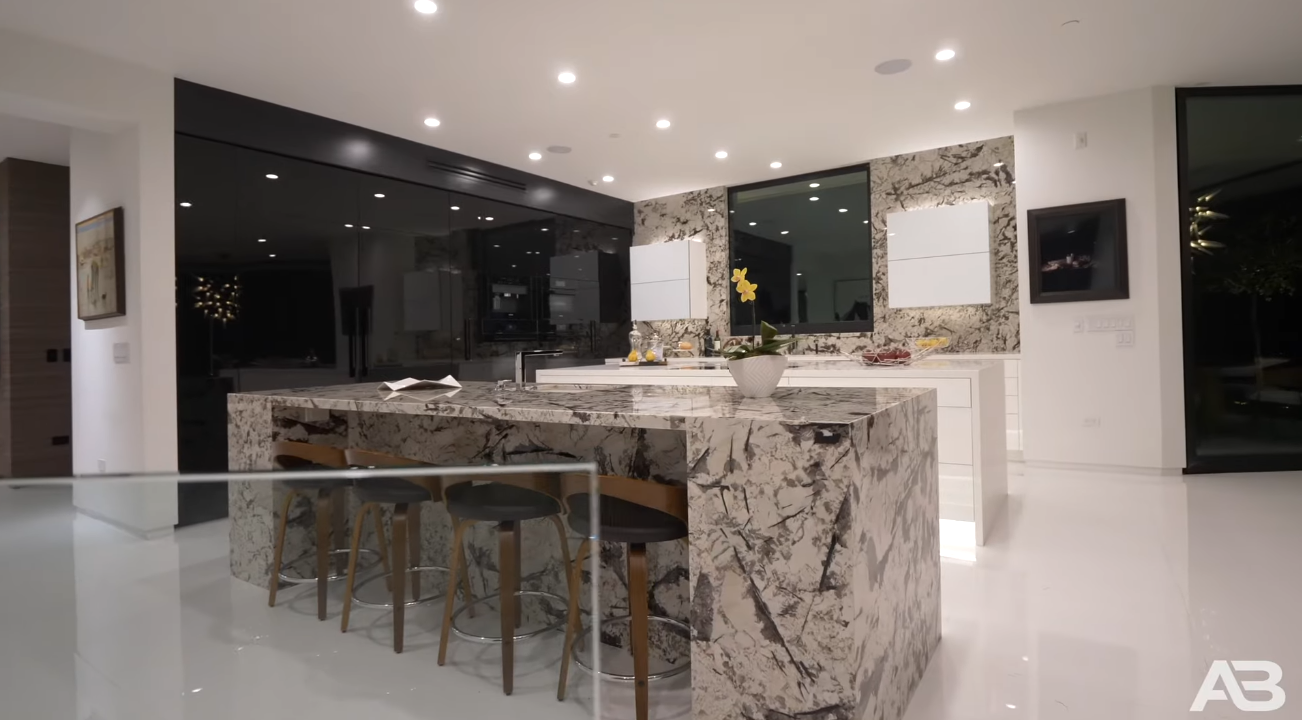 70 Photos vs. TOP 10 PROPERTIES OF THE WEEK | JOSH ALTMAN | REAL ESTATE | EPISODE #17 - Luxury Home & Interior Design Video Tour 70 Photos vs. TOP 10 PROPERTIES OF THE WEEK | JOSH ALTMAN | REAL ESTATE | EPISODE #17 - Luxury Home & Interior Design Video Tour