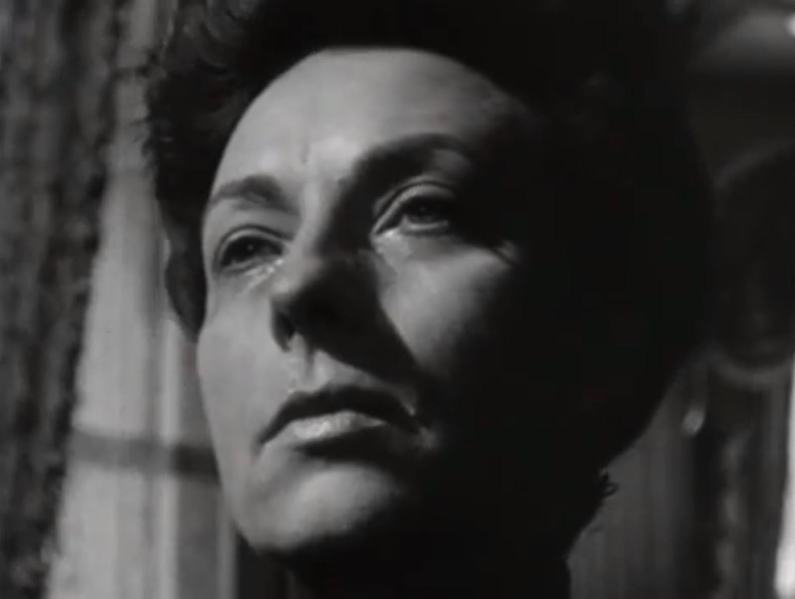 Agnes Moorehead Agnes Moorehead new foto Agnes Moorehead Agnes Moorehead new foto