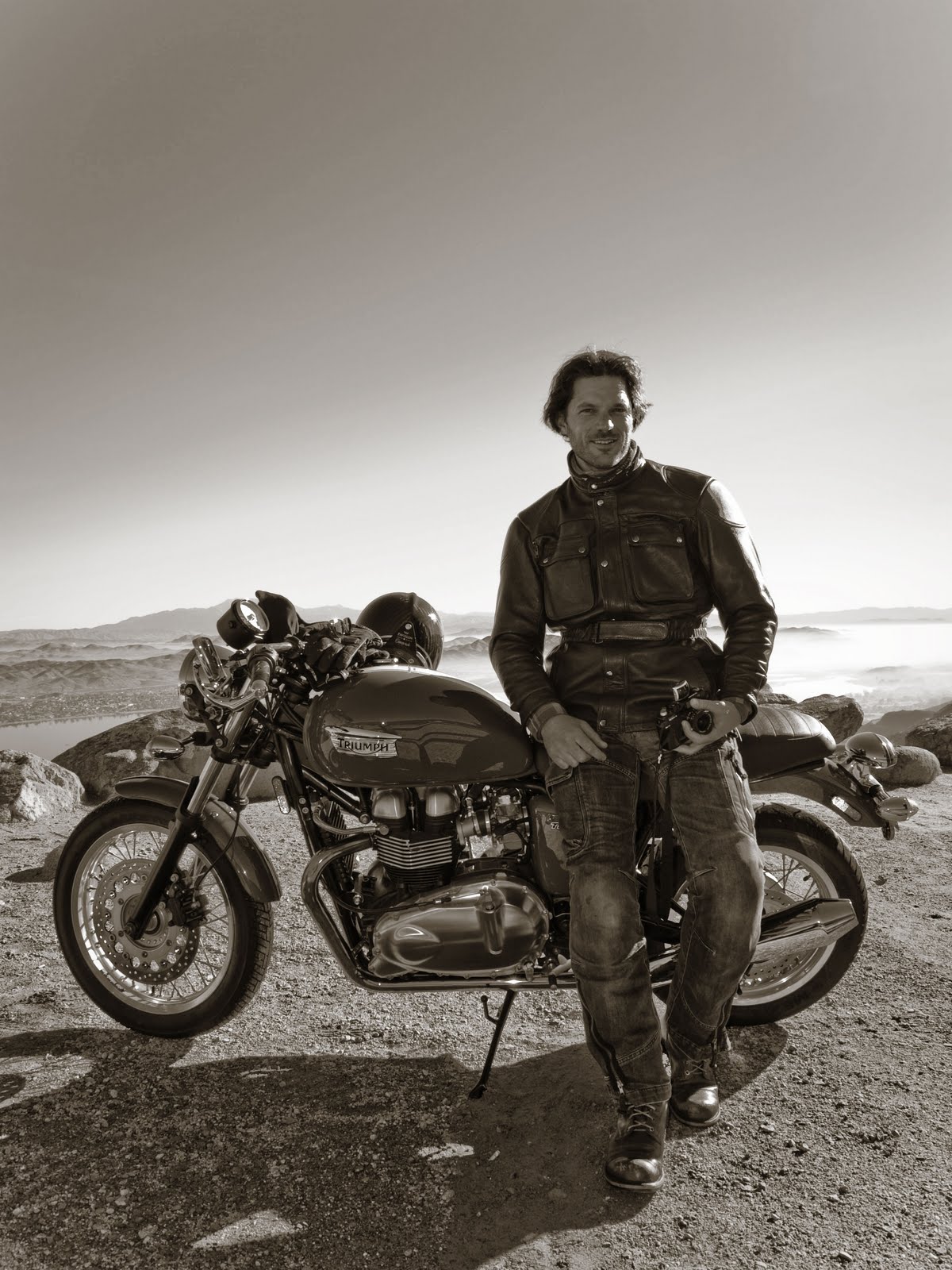 triumph bike in hobbs and shaw