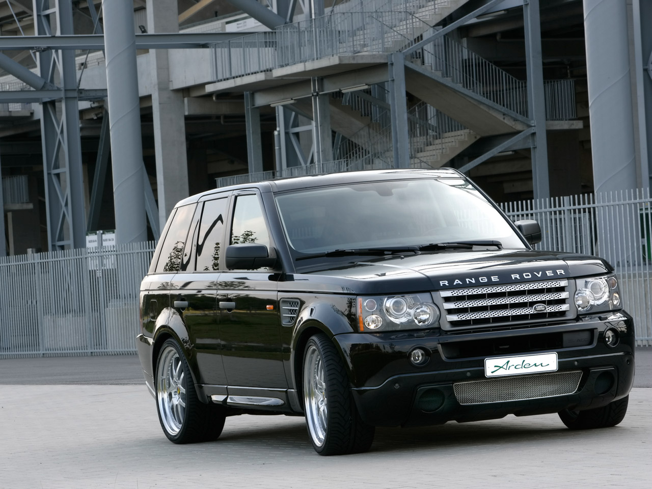 Range Rover Sports | metal and the phantom