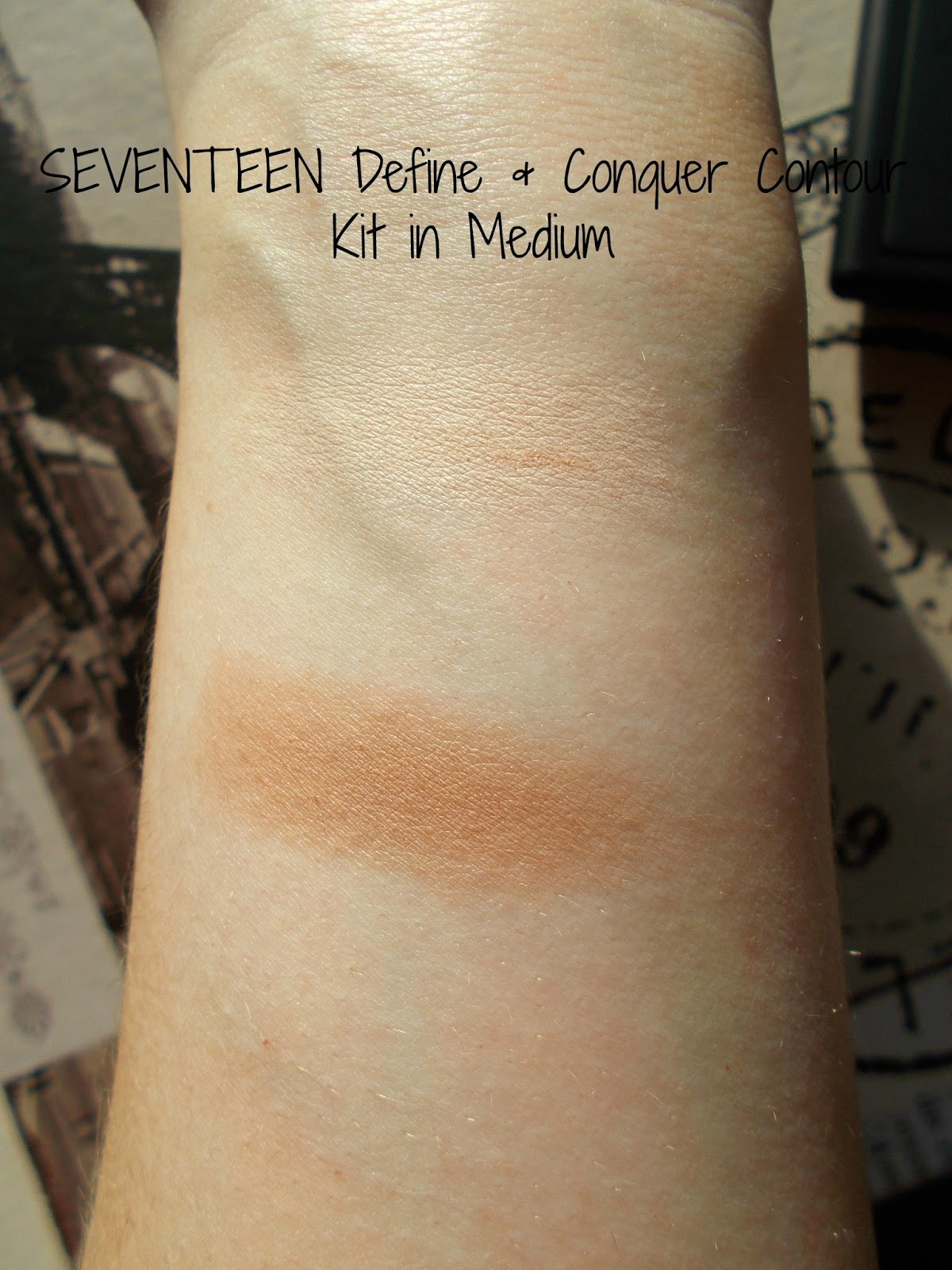 SEVENTEEN define and conquer contour kit in medium swatches