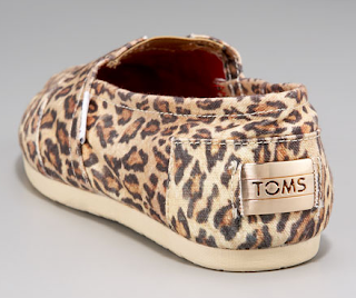 MiSSGLAMOURGiiRL: Leopard-Print TOMS