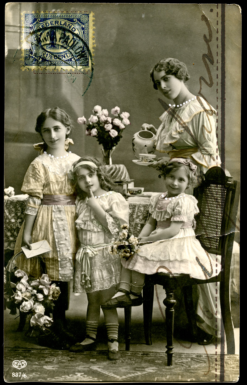 Vintage Postcard Series : Jimmink Family