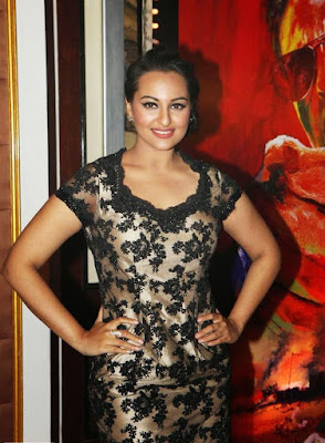 Telugu Film Actress Catherine Tresa Cute Look Image Telugu Film Actress Catherine Tresa Cute Look Image