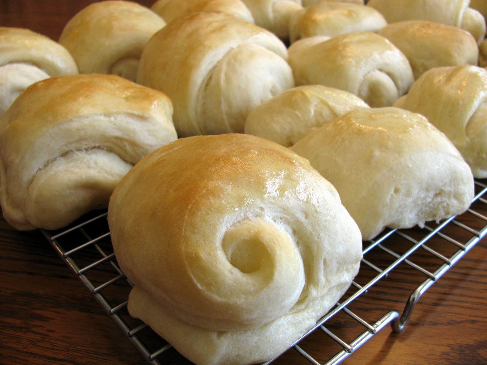 Lion House Dinner Rolls