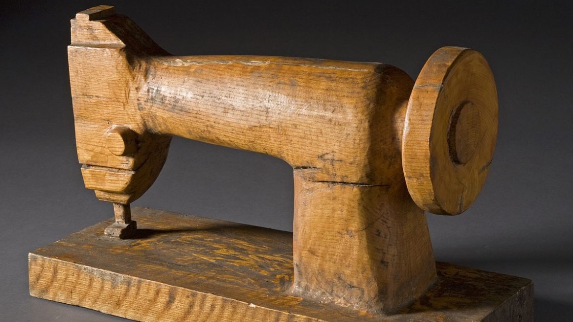 Still Stitching Vintage Sewing Machines 5 MindBlowing Sewing Machine Sculptures