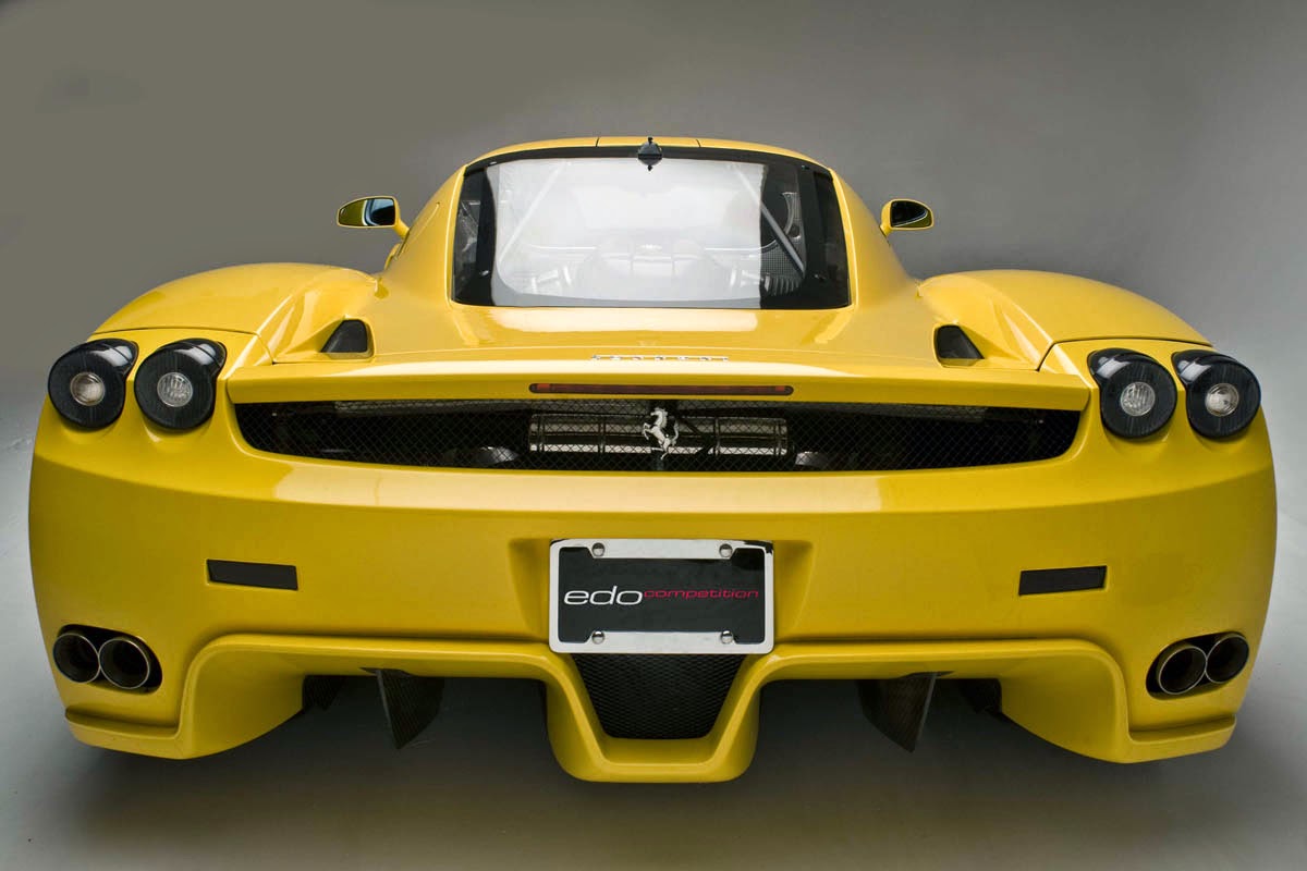 Ferrari Enzo rooteto