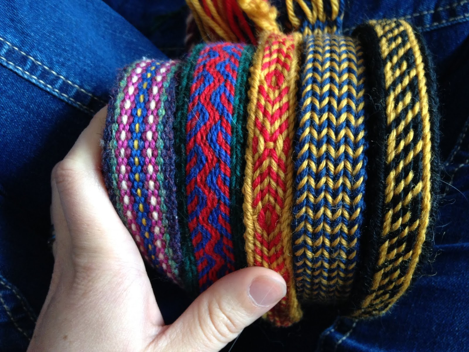 Tablet Weaving in Theory and Practice Bands from the Sale Box