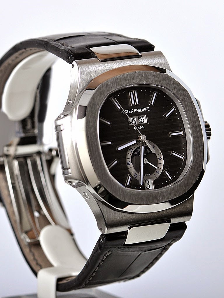 Swiss Design Watches: Patek Philippe Nautilus 5726A