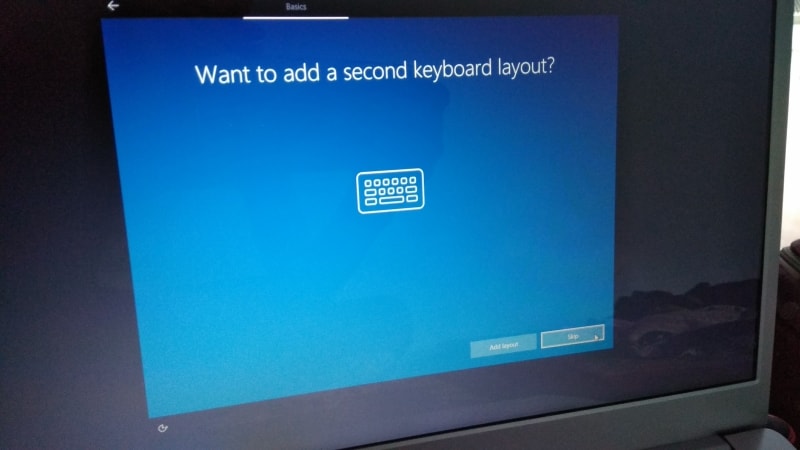 adding second keyboard while installing windows 10