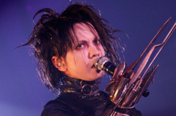 매년 고퀄의 할로윈 코스튬을 하는 가수 | 인스티즈