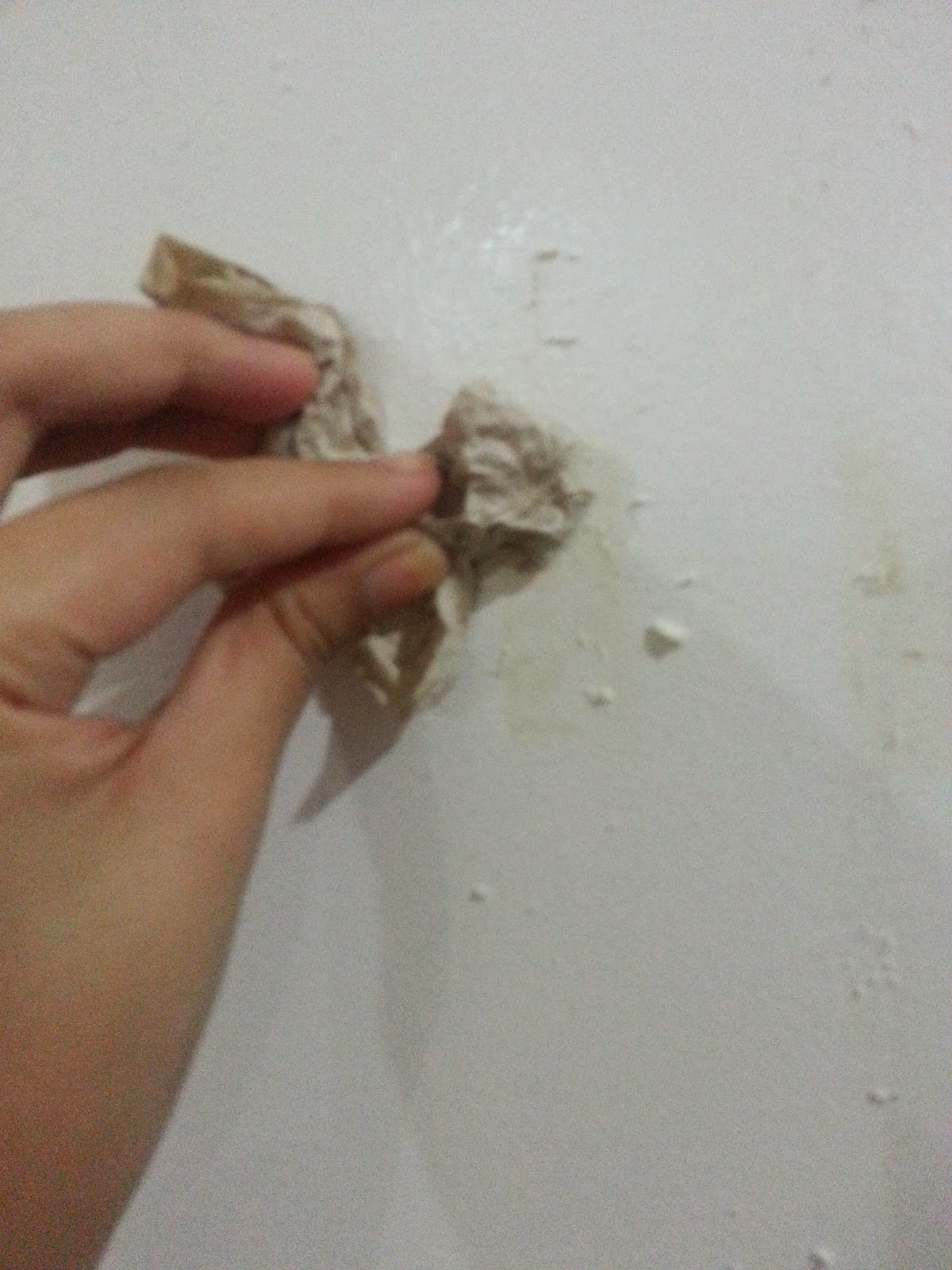 Small But Wonderful DIY How To Remove Sticky Adhesive Stickers From Walls