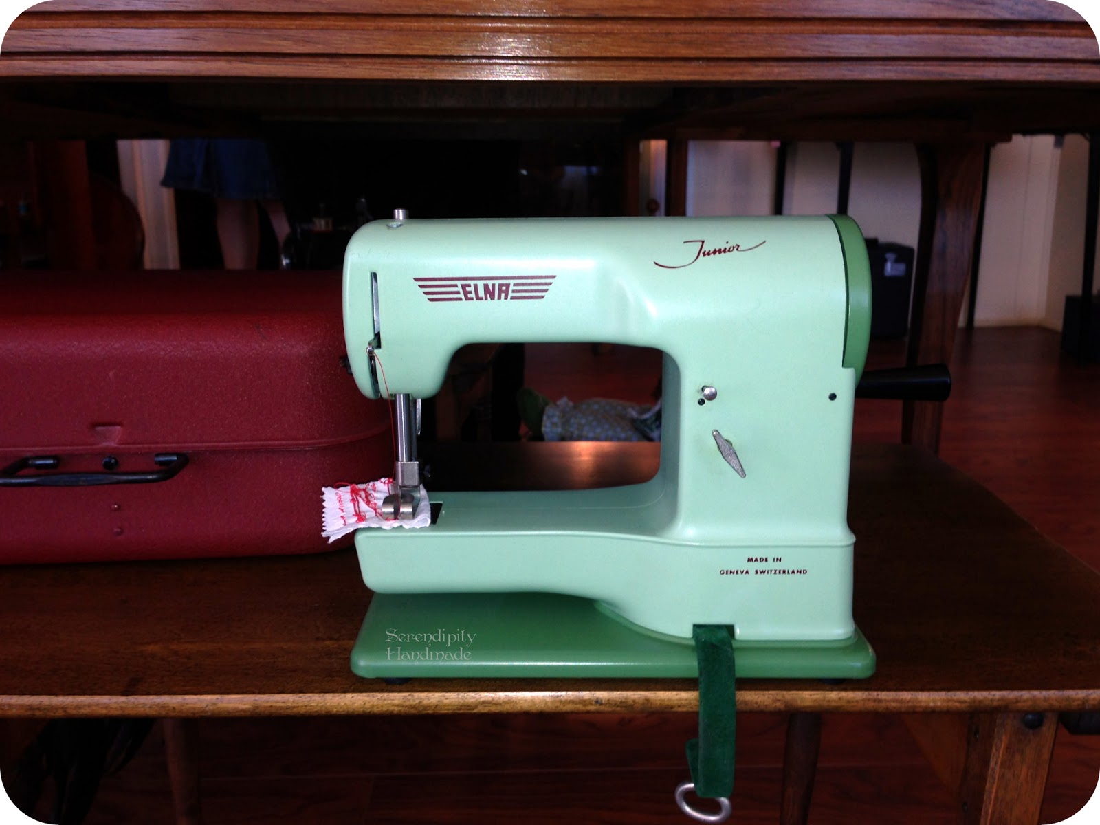 Serendipity Handmade Toy Sewing Machines