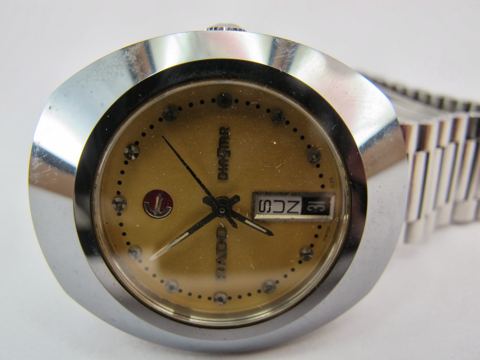 watchopenia: My very first Branded Watch: Rado Diastar