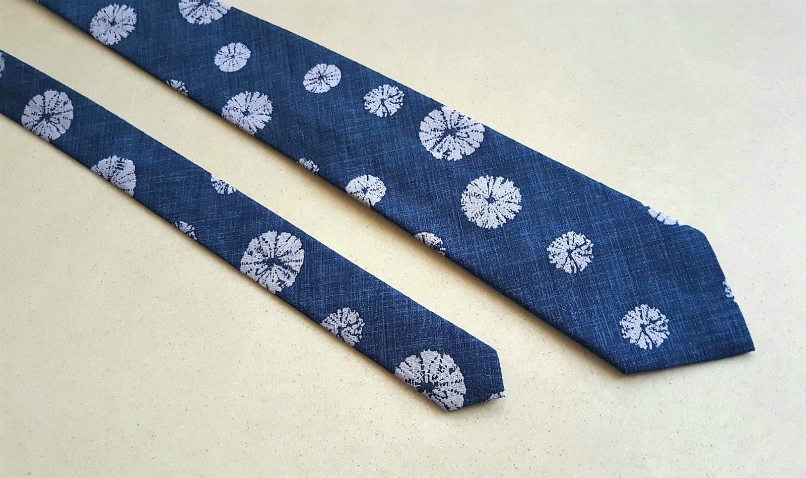 how to ribbon neck tie