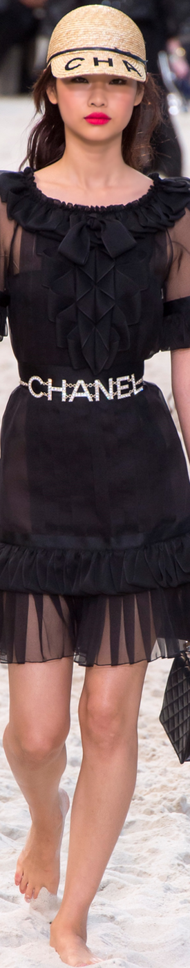 CHANEL SPRING/SUMMER 2019 RTW