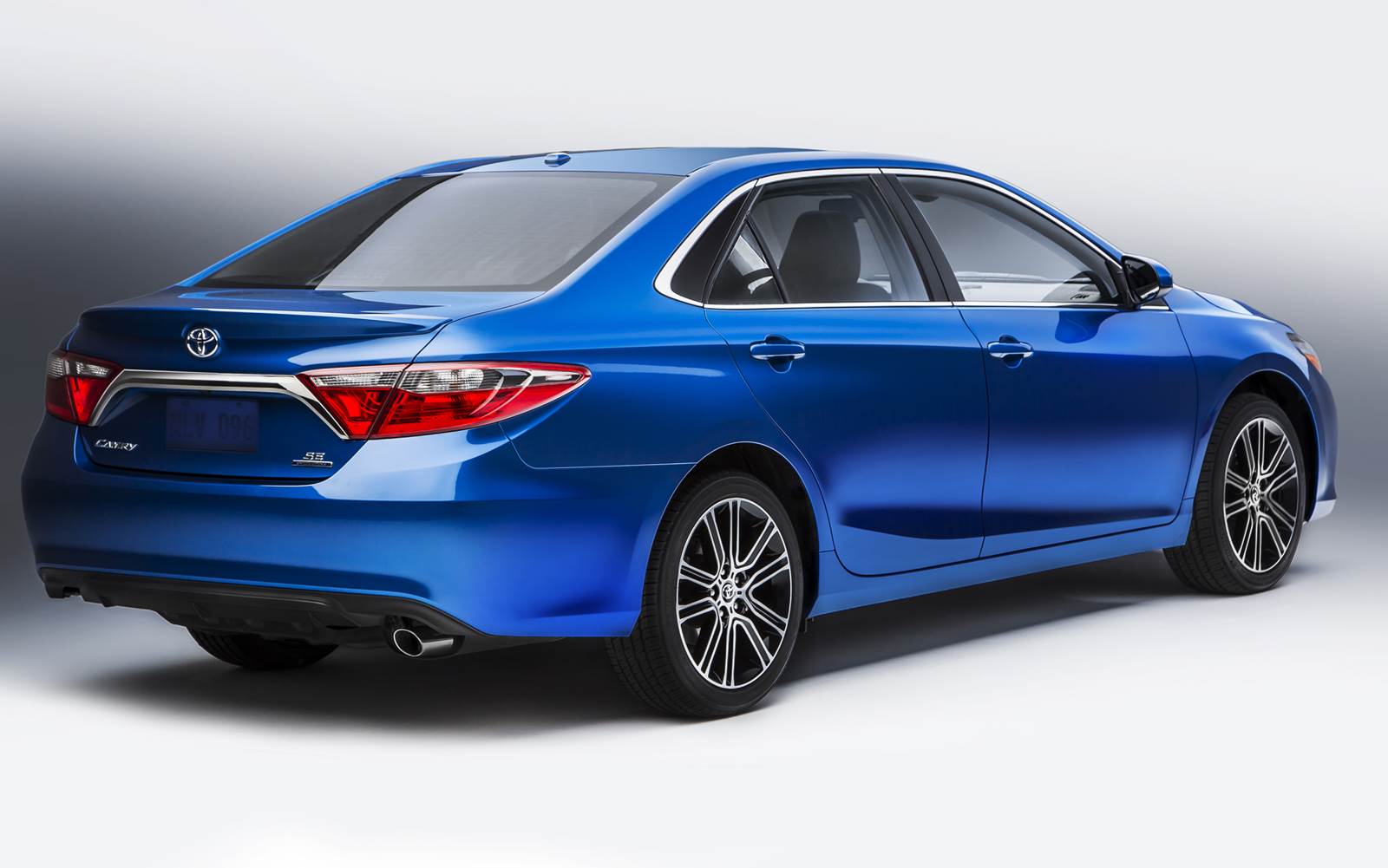 Toyota Camry 2016 Special Edition