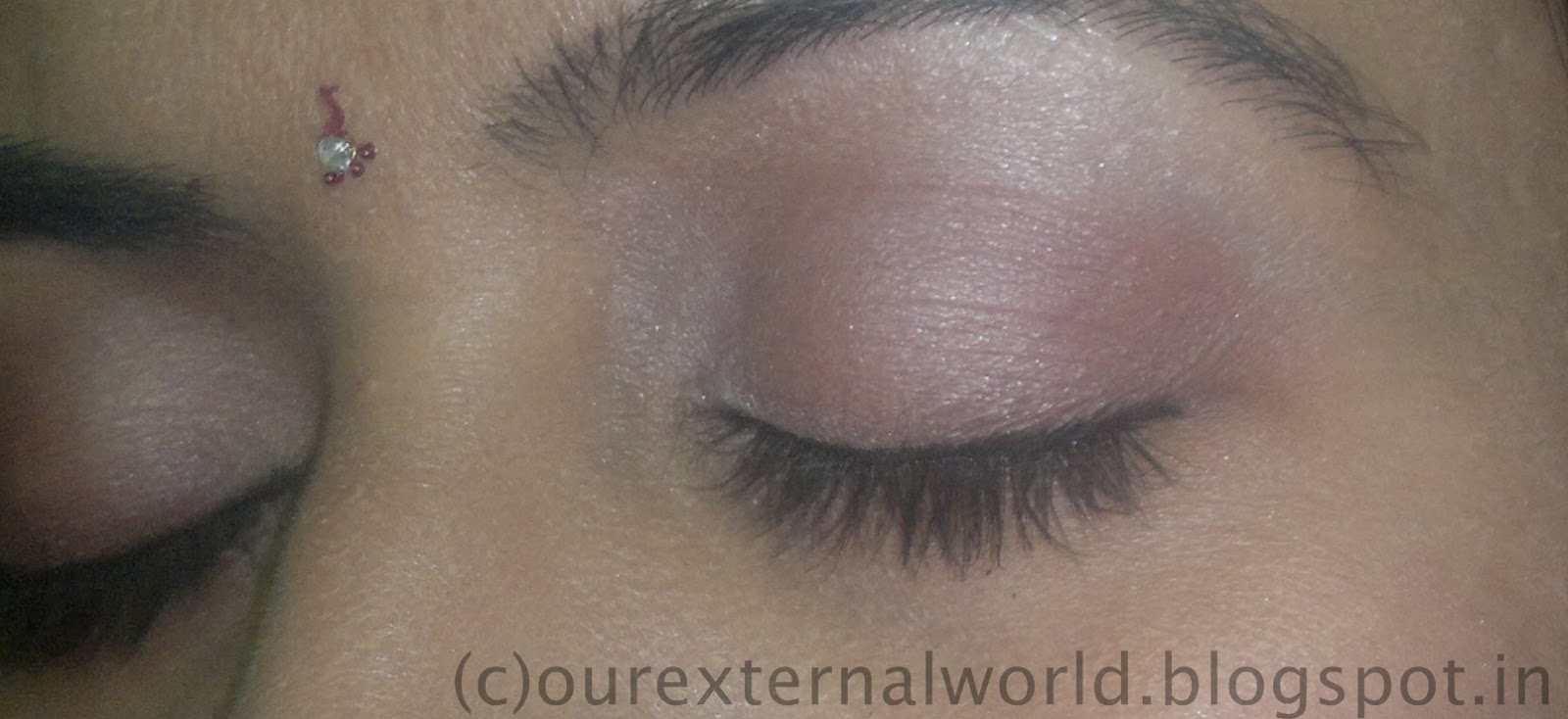 How To Do Eye Makeup In Less Than 5 Minutes