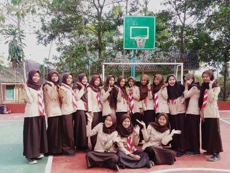 Teman sekolah. Teman sekolah. Teman sekolah. Teman sekolah. Result school.
