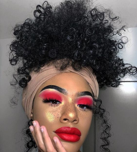 80s make up: blocos de cores nos olhos são o próximo trend de maquiagem 80s make up: blocos de cores nos olhos são o próximo trend de maquiagem