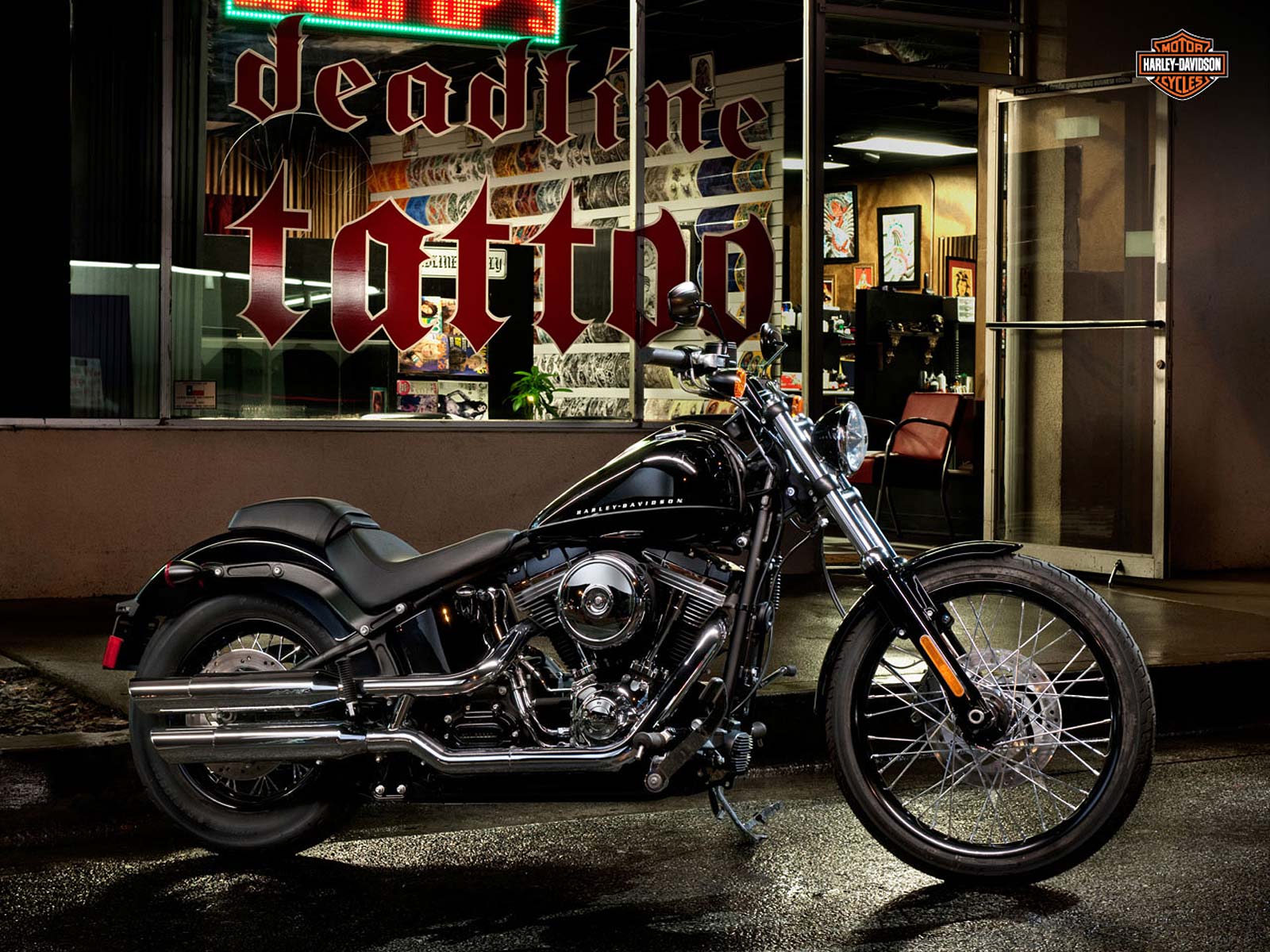 harley softail black