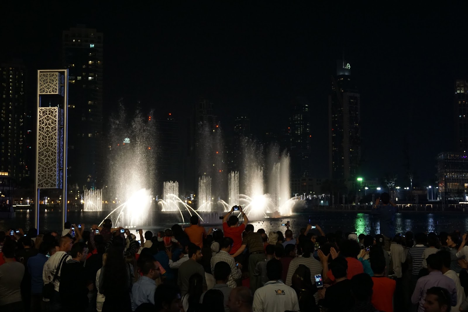 ドバイ ファウンテン（Dubai Fountain）