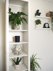 How to style an ikea hemnes bookcase shelf three ways. Home decor styling tips. Greenery and house plants, candles, books and accessories to create styled shelves. 