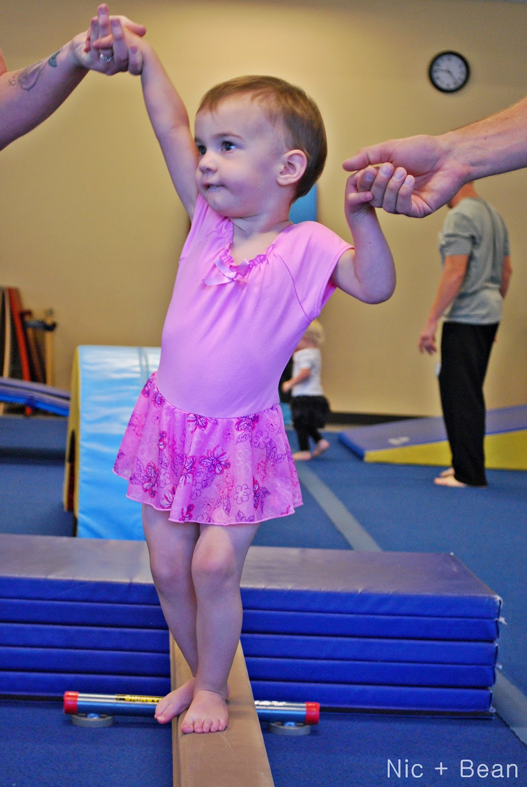 Bean and Bug Bean's 1st Gymnastics class