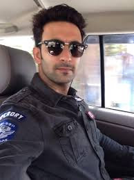 Foto Terbaru Nandish Sandhu Foto Terbaru Nandish Sandhu