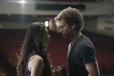 Rise (2018) Series Damon J. Gillespie and Auli'i Cravalho Image 1