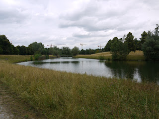 Teich im Neuen Südfriedhof in München-Perlach