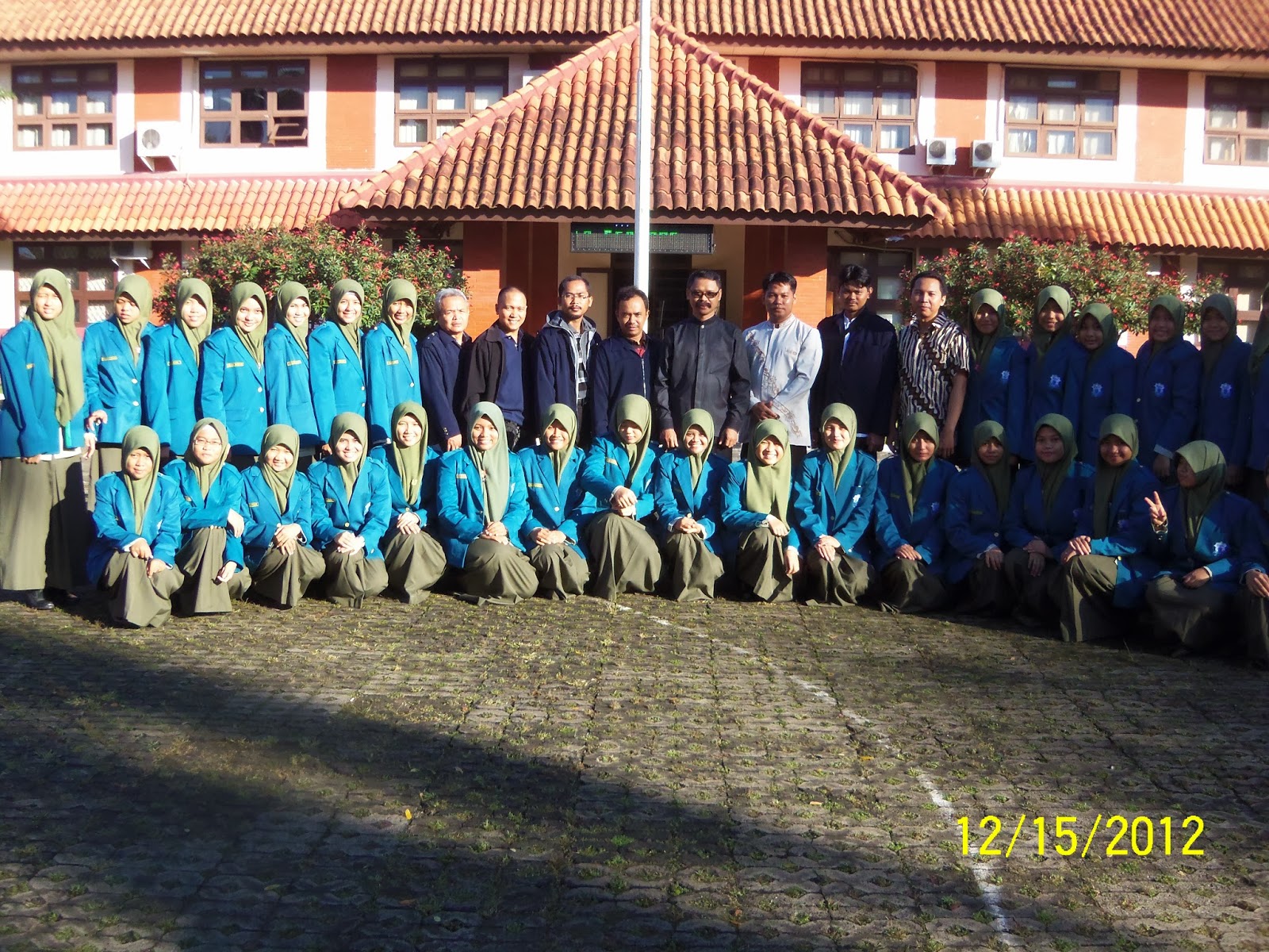 Angkatan 5 MAN INSAN CENDEKIA JAMBI The Rainbow Story