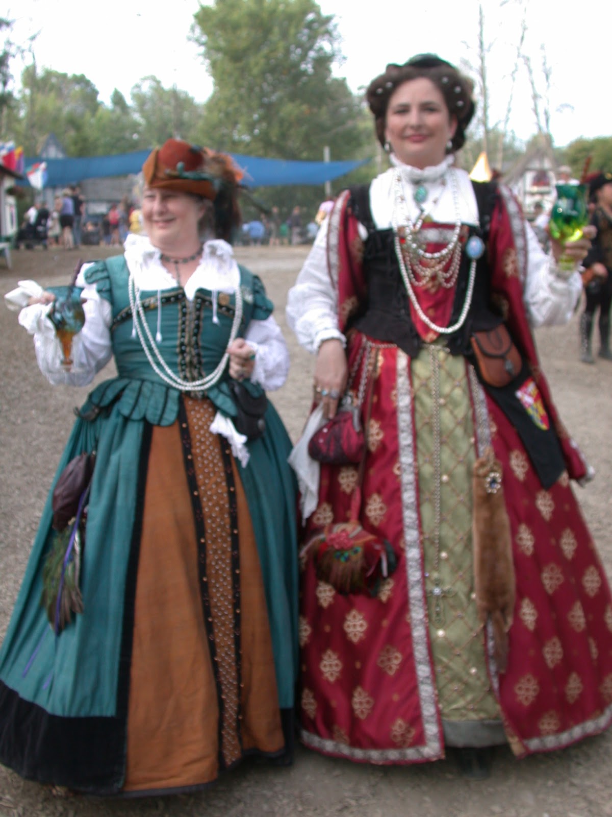A Sartorial Statement: Past Projects - Michigan Renaissance Faire 2009