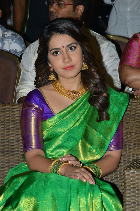 Raashi Khanna at Srinivasa Kalyanam Audio Release
