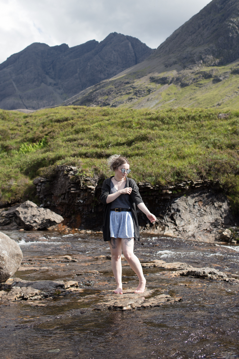 fairy pools scotland isle of skye british uk fashion blogger
