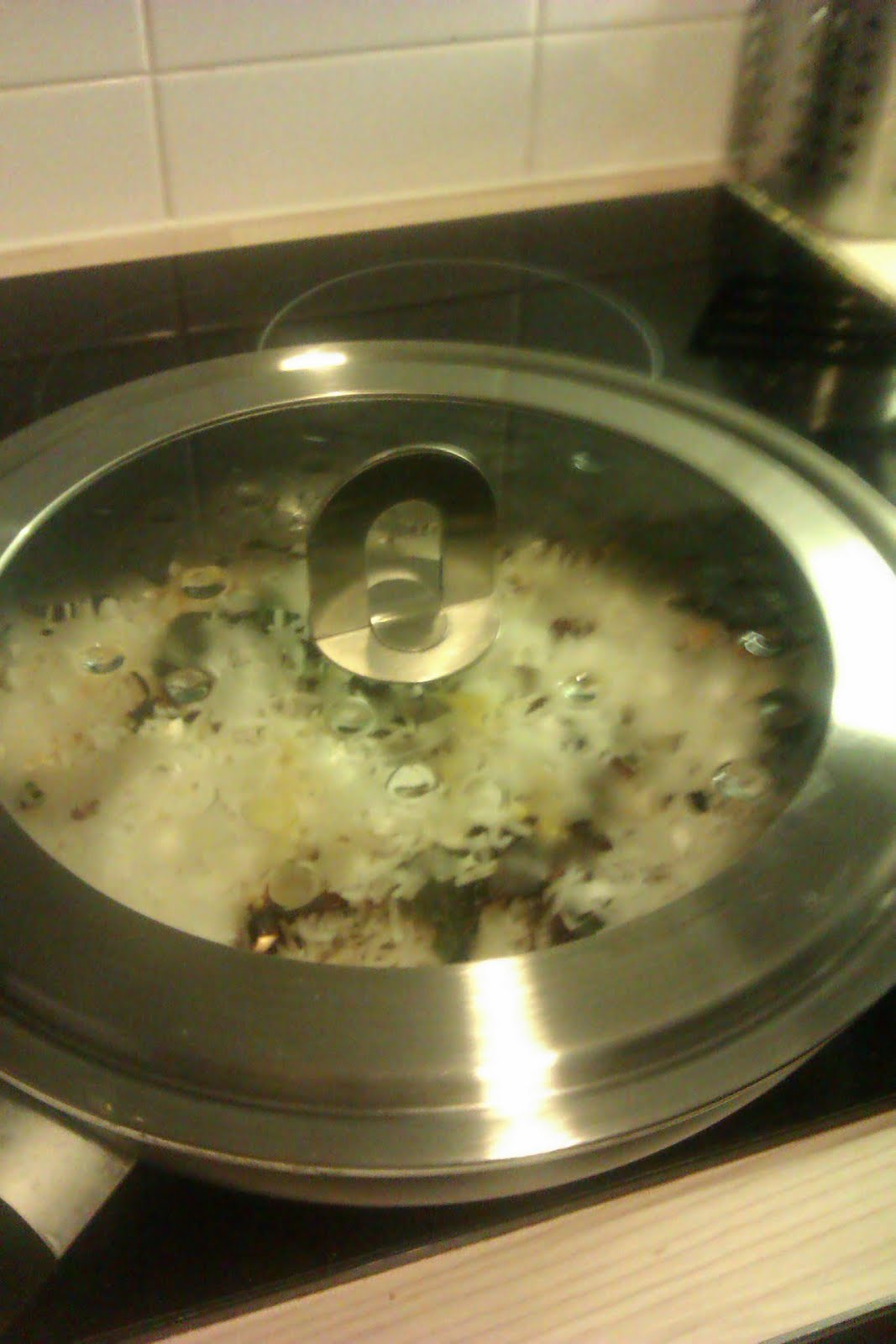 hTaN's CooK!ng WORLD!!~~: Quick and yet Tasty Biryani