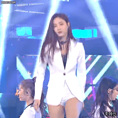 180204 인기가요 모모랜드 낸시와 연우.gif | 인스티즈