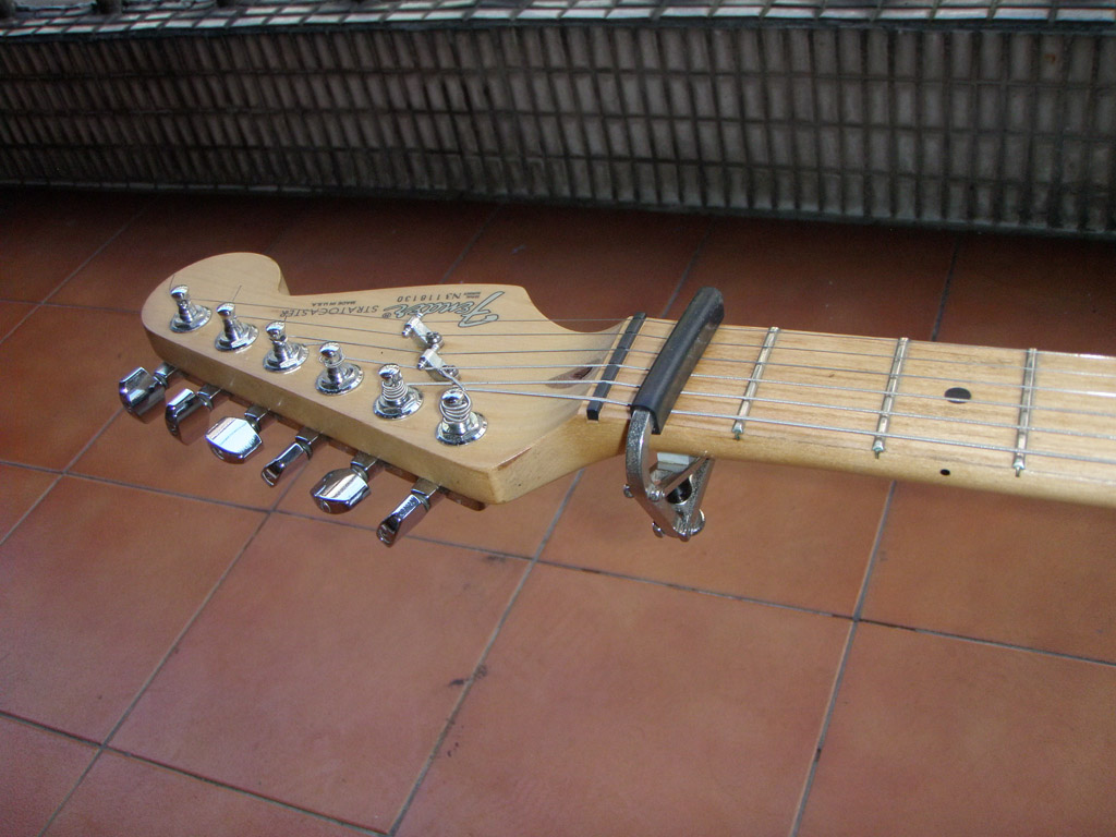 How to set up an electric guitar DIY Strat (and other guitar & audio