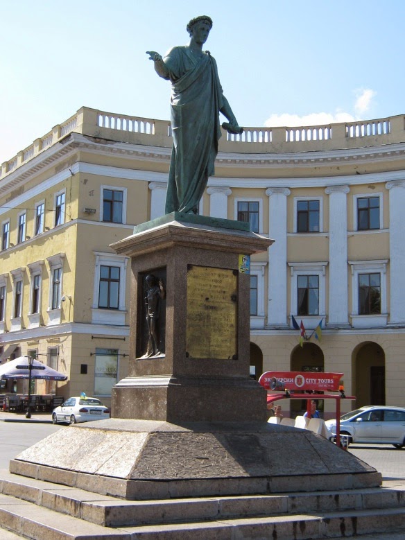 Памятник основателю Одессы А.Э. Ришелье