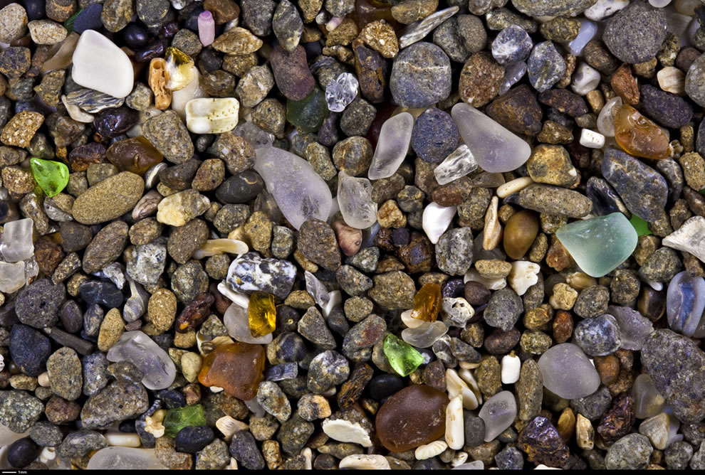 Glass-Beach-has-a-remarkable-density-of-polished-sea-glass-due-to-a-history-of-dumping-garbage-into-the-sea-in-northern-Fort-Bragg.-
