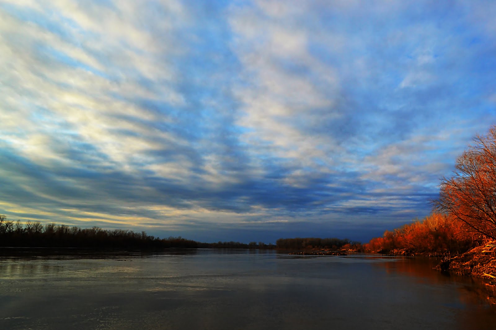 Hip Suburban White Guy December on the Missouri River