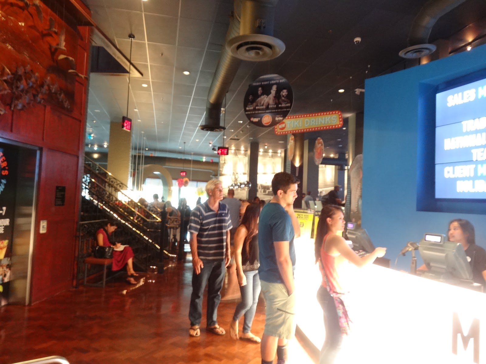Miquelli's Amerikablog Activiteit Dave & Buster's Honolulu, Hawaii