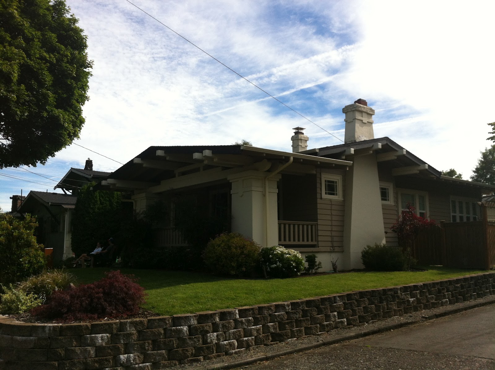 Rose City Bungalow 1913: Laurelhurst Garage Sale
