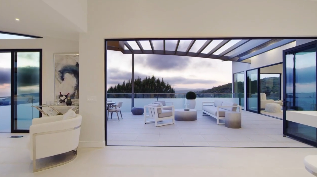 31 Photos vs. 2570 Park Ave - Luxury Home & Interior Design Video Tour 31 Photos vs. 2570 Park Ave - Luxury Home & Interior Design Video Tour