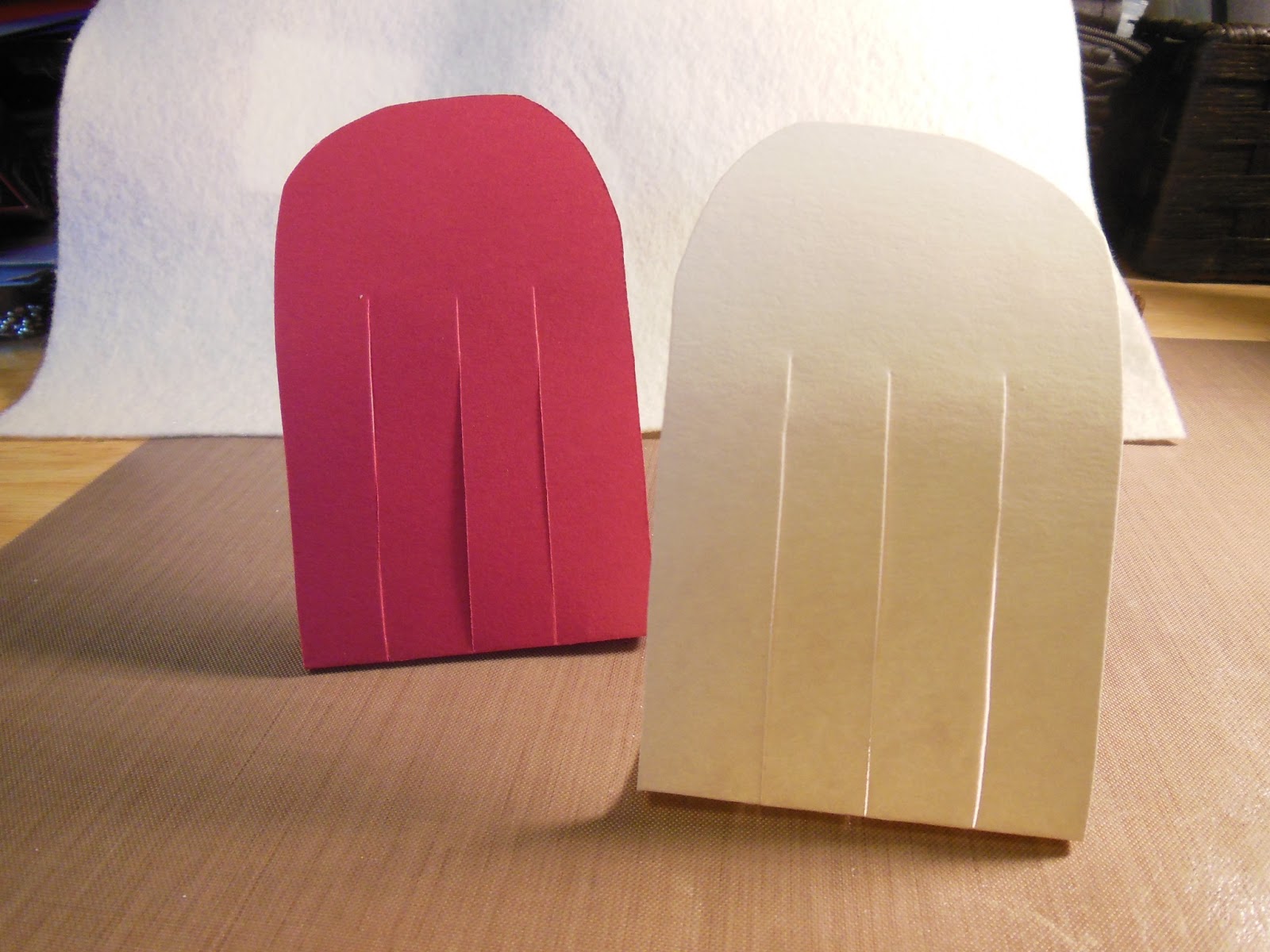 Distressed Girl Danish Heart Baskets