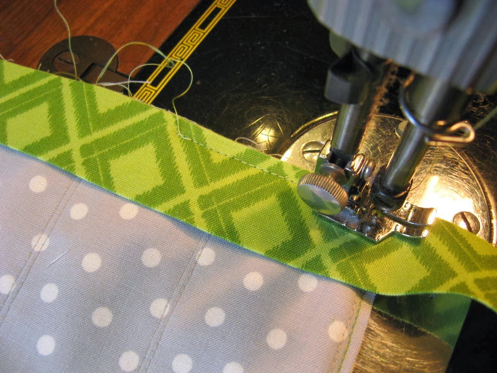 Stitching With 2 Strings Mitered Binding No Hand Stitching!