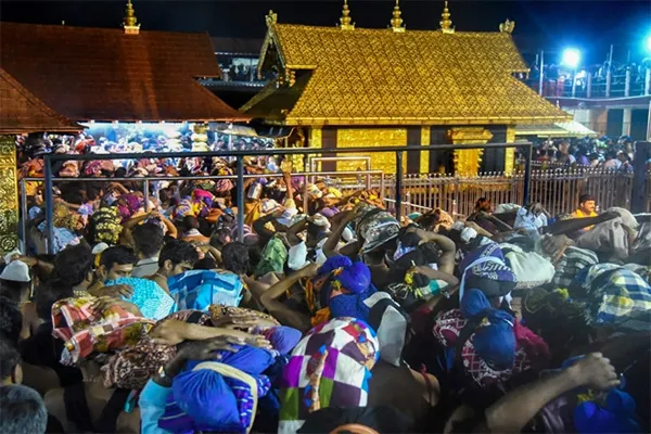 Supreme Court Hearing On Sabarimala Live Updates: Will Respect Judgement, Says Dewasom Board, New Delhi, News, Religion, Sabarimala, Sabarimala Temple, Trending, Supreme Court of India, Woman, National.