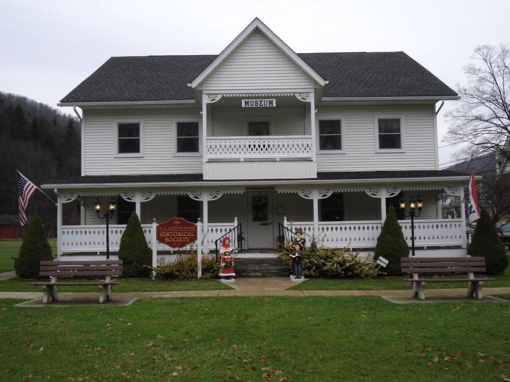 Awesome Austin Main Street, Austin, Pennsylvania, October 10, 2016