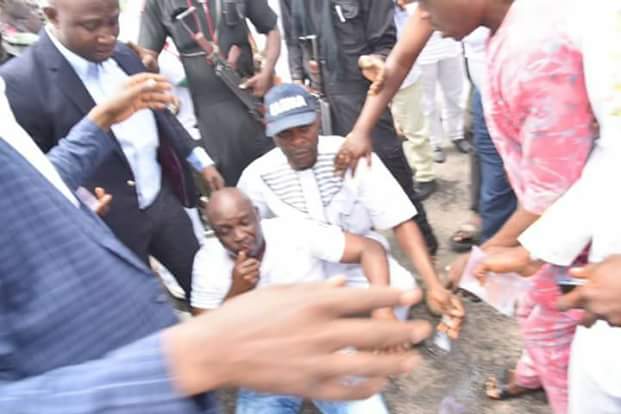 Governor Fayose collapses, rushed to clinic after policemen allegedly fired teargas into Government House (photos)
